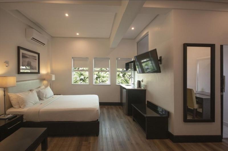 דורבן Parade Hotel מראה חיצוני תמונה
