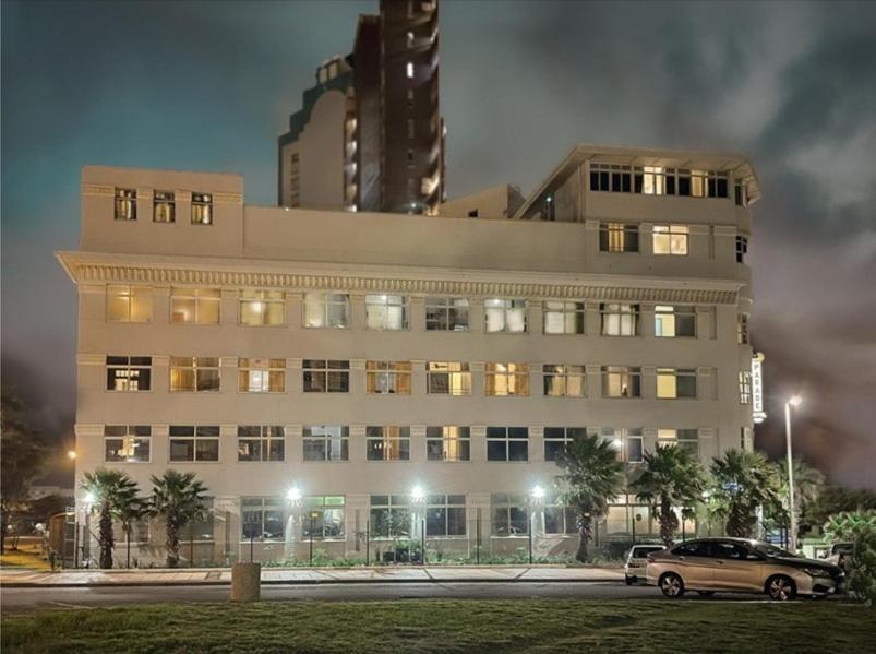 דורבן Parade Hotel מראה חיצוני תמונה